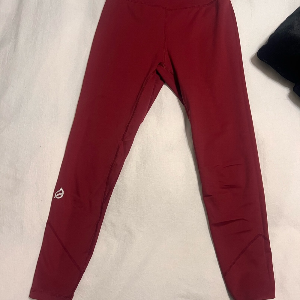 P'tula Vibrant Red Activewear Top